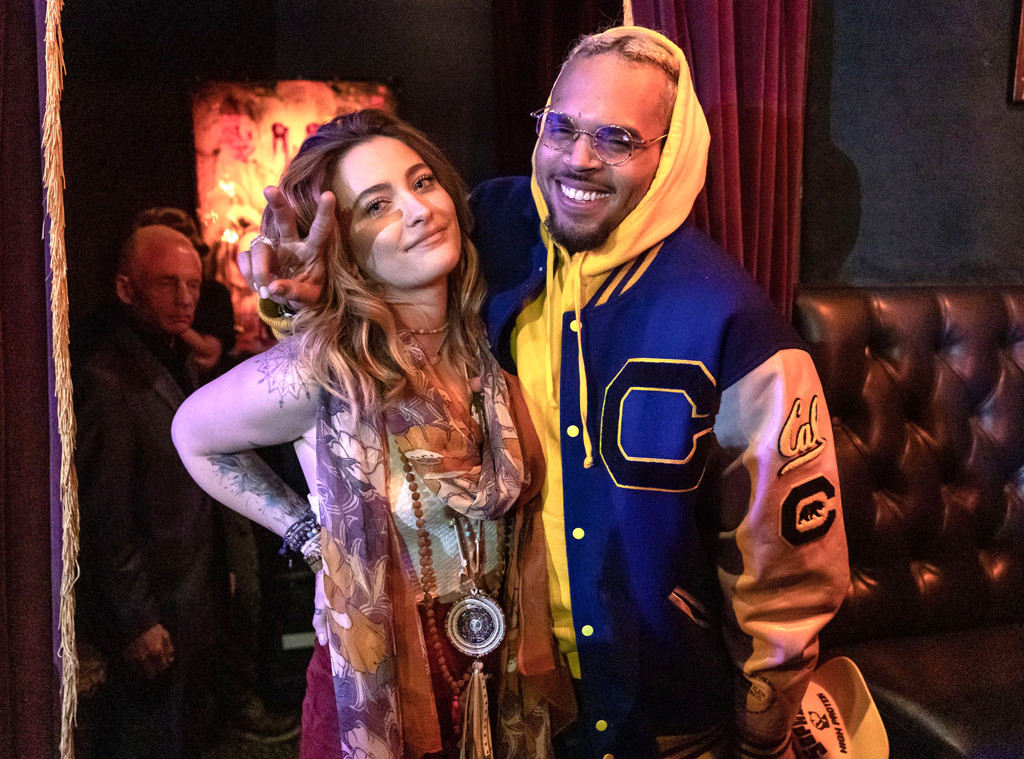 Paris Jackson Shares Sweet Moment With Mom Debbie Rowe At Concert E Online Uk